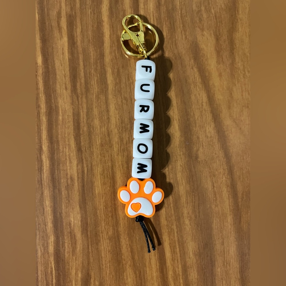 Furmom With Paw Keychain